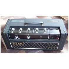 Vox Dynamic Bass amplifier with original cover